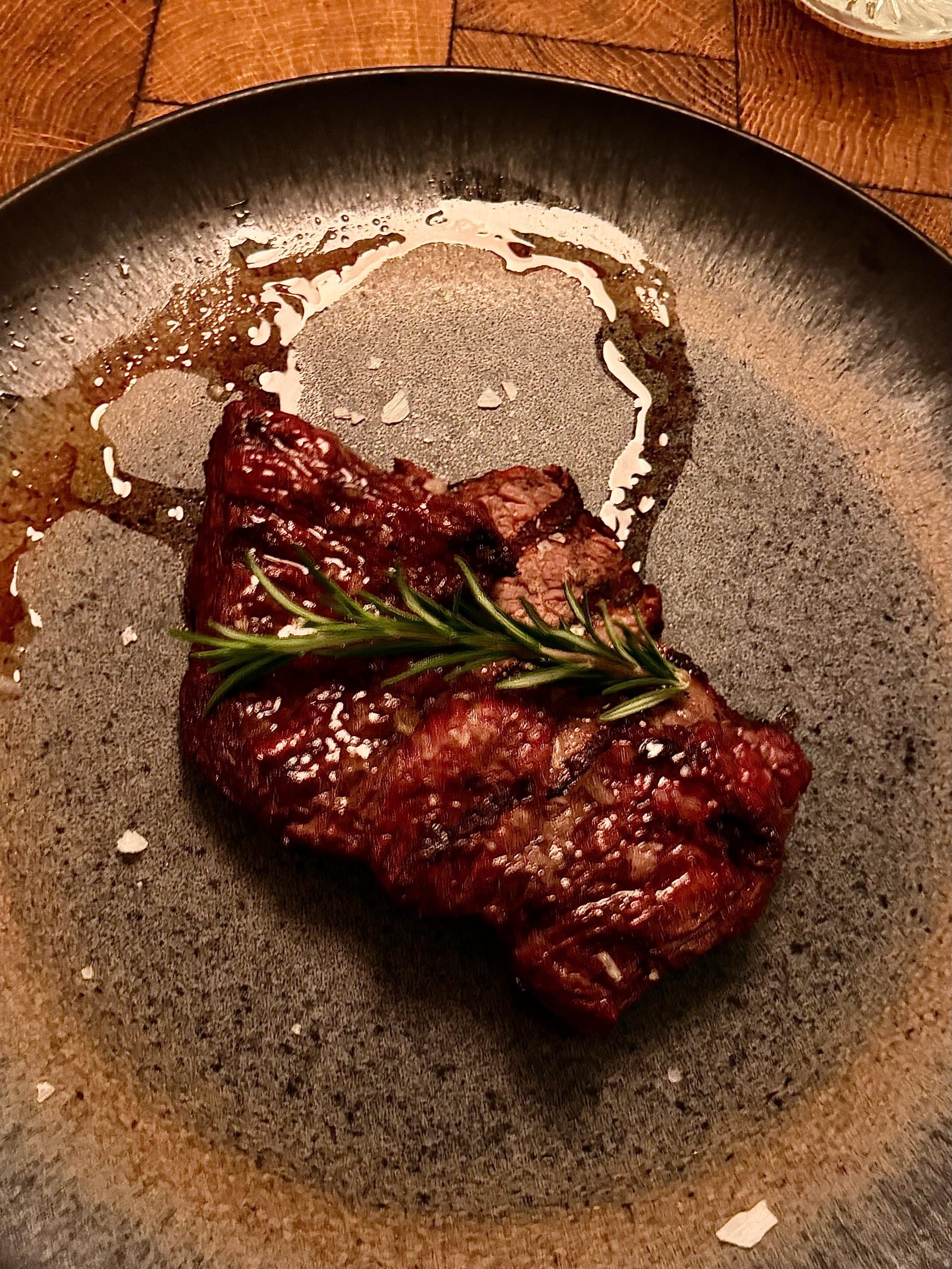 LomoAlto & LomoBajo Barcelona: un restaurante, dos opciones, que redefinen las brasas. Consejos, ideas e inspiración para Barcelona y viajes.